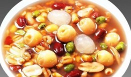 无锡饭店爆料事件视频最新,揭露惊人内幕，员工实名曝光！